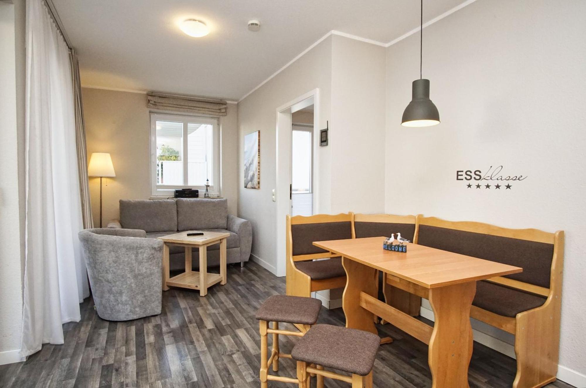 Zentrale Fewo Mit Balkon, Gratis Nutzung Vom Ahoi Erlebnisbad Und Sauna In Sellin - Villa Buskam Fewo 27 Goehren  Eksteriør bilde